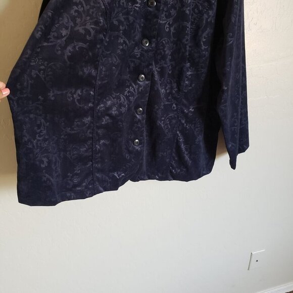 Basic Editions Dark Floral Burnout Button Up Top Corduroy Midnight Blue Size 3X - Picture 4 of 9